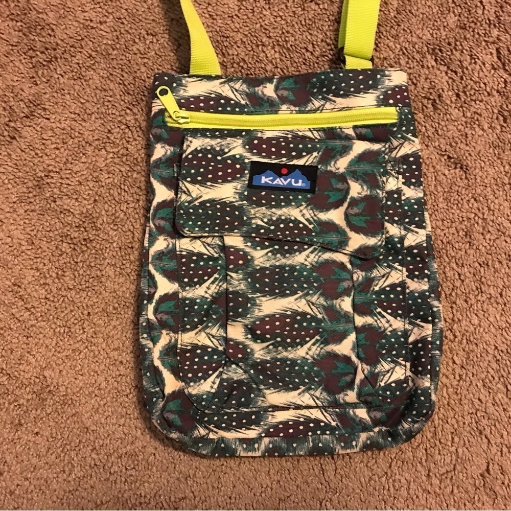 KAVU For Keeps Bag With Hip Crossbody Adjustable Purse Strap - Picture 3 of 7